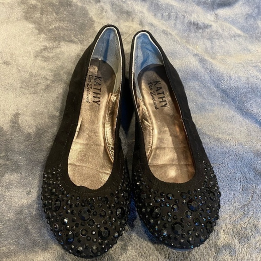 Holiday party Black suede flats with black studs Kathy Ban Zeeland size 5.5